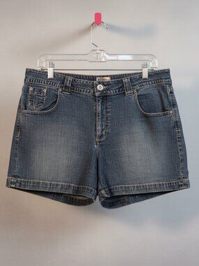 Faded glory stretch women’s 4" denim jean 5 Pocket shorts Size 12